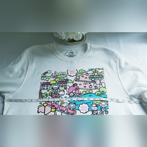 NEW Hello Kitty White Fleece Lined Sweatshirt Size L - Picture 15 of 16